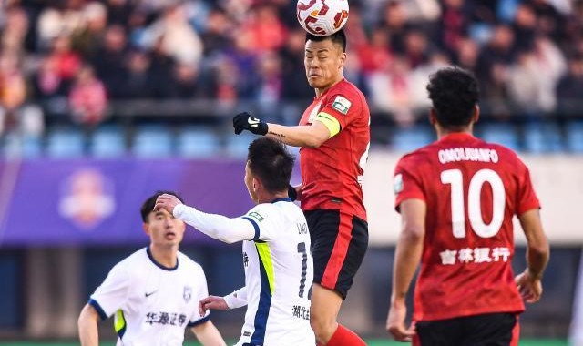 【中超】谭龙破僵帕拉西奥斯破门 三镇1比1扳平亚泰